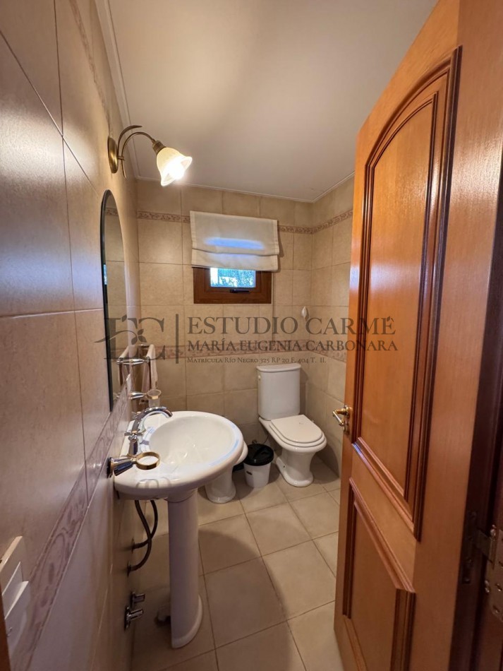 Casa 6 amb + amplio quincho o depto con garage en Dina Huapi a 15 km de Bariloche zona residencial jardin