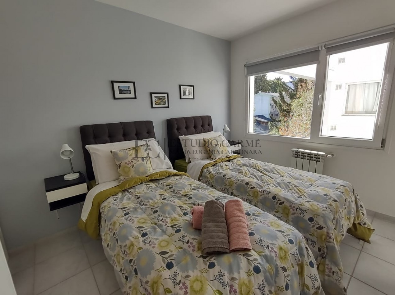Apto turismo con cochera 3 amb Barrio Belgrano Bariloche departamento en venta amoblado ideal inversion
