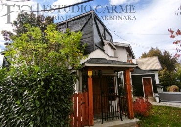 Casa 7 ambientes en Barrio Belgrano exclusiva zona residencial de Bariloche en venta 